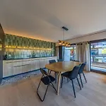Cosy Appartement, Nid D'aigle J0, 2 *